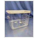 Rubbermaid Food Storage Container
