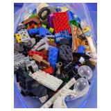 Mixed Plastic Building Bricks Lot