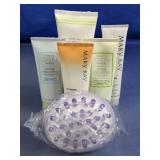Mary Kay Satin Hands Set & Massager