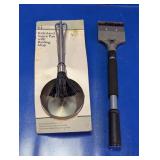 (2) Culinary Tools Pan, Mop & Scraper