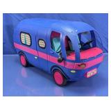 (1) L.O.L. Surprise Camper Playset
