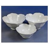 White Ceramic Flower-Shaped Bowls Set