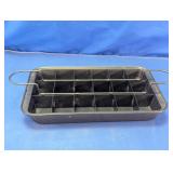 Ice Cube Tray With Divider Insert