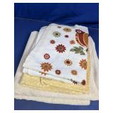 Assorted Kitchen Towels