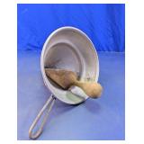Aluminum Chinois Cone Strainer & Pestle