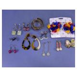 Assorted Fashion Earrings Jewelry Lot