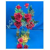 Red Roses in Glass Vases & Loose Stems