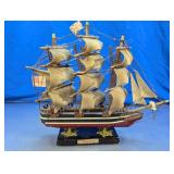 Sailing Ship Model "Flying Cloud"