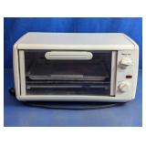 Magic Chef Countertop Toaster Oven