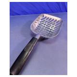 Metal Cat Litter Scoop with Comfort Grip Handle