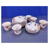 Floral Dinnerware and Cup Assortment