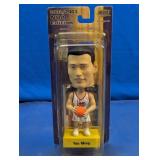 2002-03 Yao Ming PlayMakers Bobblehead