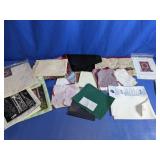 Vintage Holiday Quilting & Fabric Crafting Lot