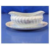 Gold Standard Porcelain Gravy Boat Set