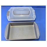 Wilton Cake Pan Set with Carrier Lid