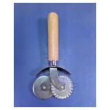 Wood Handle Pastry Cutter Wheel