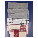Assorted Kitchen Towels Set