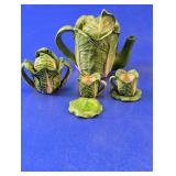 Cabbage Leaf Miniature Tea Set