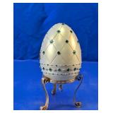Avon Empress of Emeralds Musical Egg