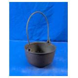 Chicago Specialties Cast Iron Smelting Pot