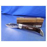 Case XX Buffalo lockback w/ wood display box