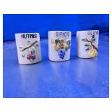 Nutmeg, Spice & Clove Ceramic Shaker Set