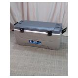 Igloo MaxCold 152 Qt Cooler