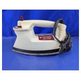 Black & Decker Light 'n Easy Steam Dry Iron