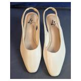 LifeStride Slingback Pumps Size 6.5M