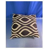 Geometric Pattern Throw Pillow