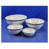 Vintage Pfaltzgraff Nesting Bowls Set