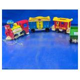 Fisher-Price Circus Train 991 Pull Toy Set