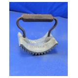 Geneva Hand Fluter Sad Iron