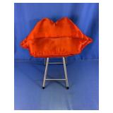 Red Lips-Shaped Folding Chair