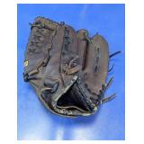 Mizuno 13-inch Baseball Softball Glove