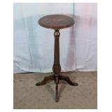 Round Pedestal Inlay Cherry Accent Table