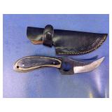 Curved Skinning Hunting Knife & Leather Sheath