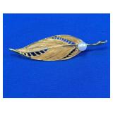 Vtg Gold-Tone Enameled Leaf Brooch w/ Faux Pearl