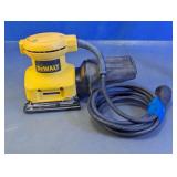 DeWalt Electric Palm Sander