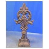 Decorative Cast Iron Fleur de Lis Pedestal Finial