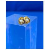 Vintage Gold-Plated Faux Pearl Post Earings Set
