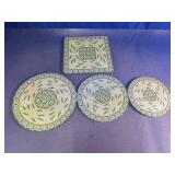 Green And White Floral Mosaic Trivet Set