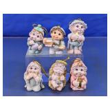 Nativity Angel Figurine Ornament Set