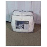 Madison Park King 7-Piece Comforter Set