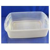 Sterilite 35 Qt White Storage Bin
