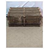 Vintage Style Wooden Storage Trunk with Metal