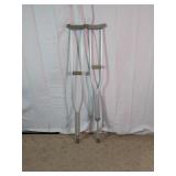 Medline Adjustable Underarm Crutches Pair