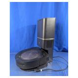 iRobot Roomba Robot Vacuum with Clean Base