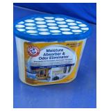 Arm & Hammer Moisture & Odor Absorber Tub