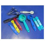 Assorted Kitchen Measuring Spoons & Cups Lot